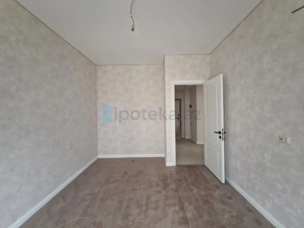 Satılır 2 otaqlı yeni tikili 64 m²