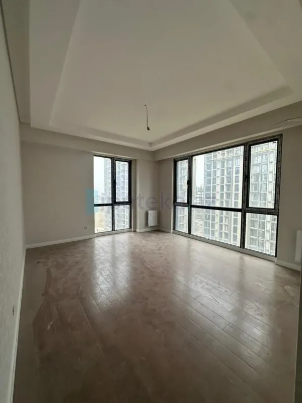 Satılır 2 otaqlı yeni tikili 63.99 m²