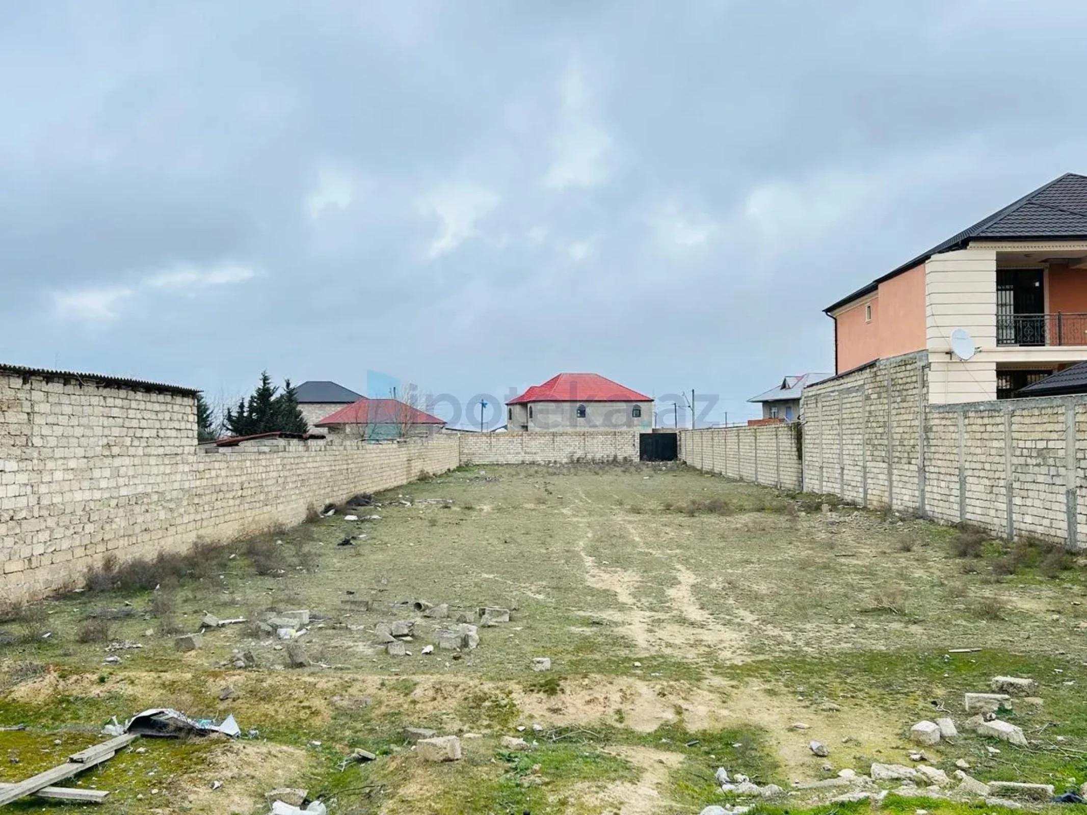 Satılır torpaq sahəsi 18 m²