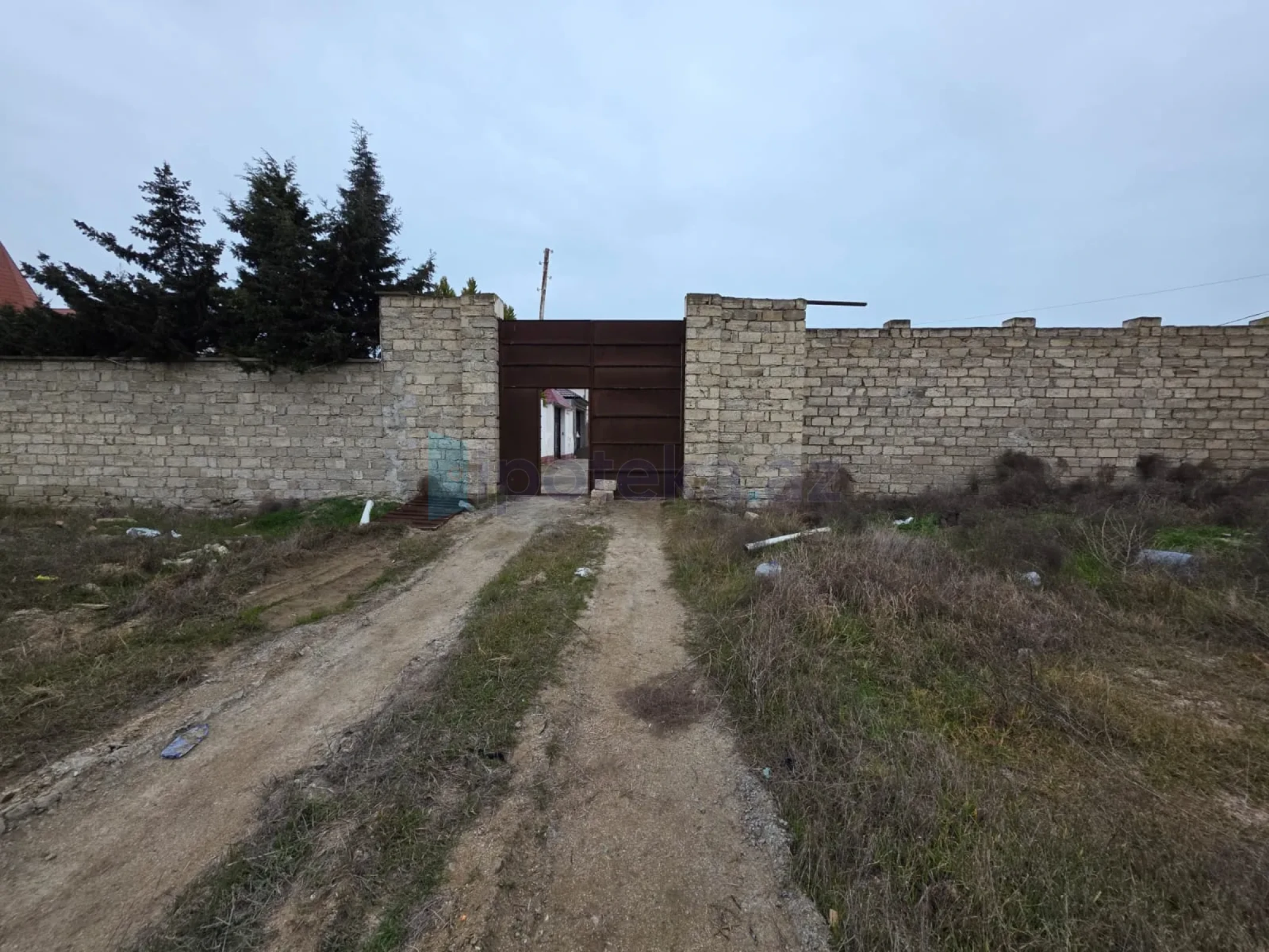 Satılır torpaq sahəsi 12 m²