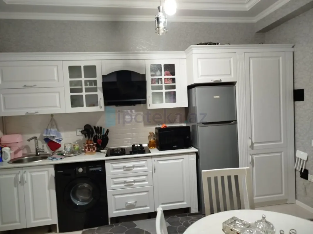 Satılır 2 otaqlı yeni tikili 75 m²