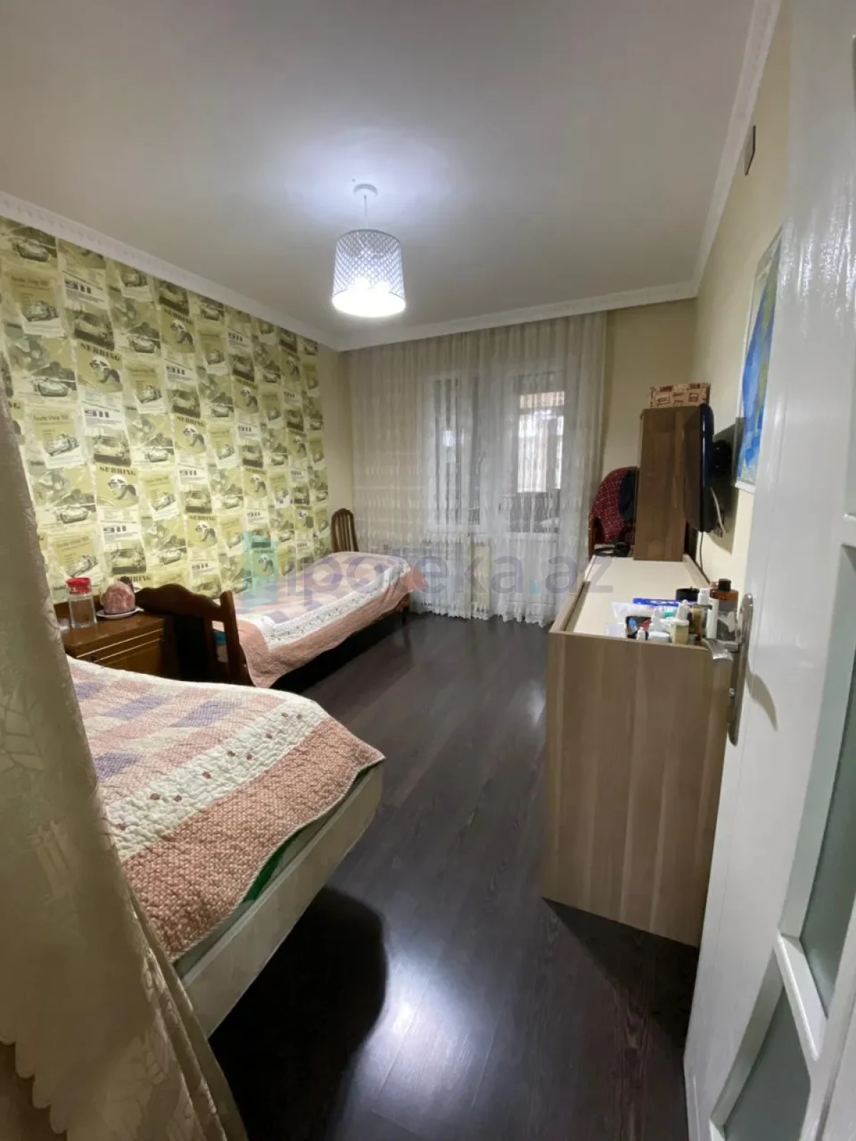 Satılır 4 otaqlı köhnə tikili 110 m²