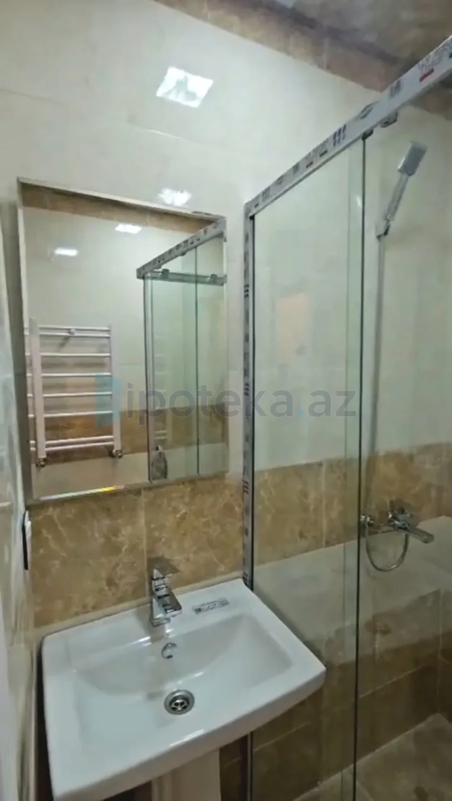 Satılır 2 otaqlı yeni tikili 52 m²