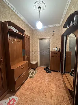 Satılır 2 otaqlı köhnə tikili 68 m²