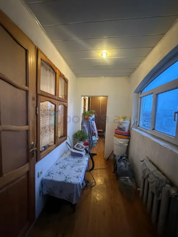 Satılır 2 otaqlı köhnə tikili 68 m²