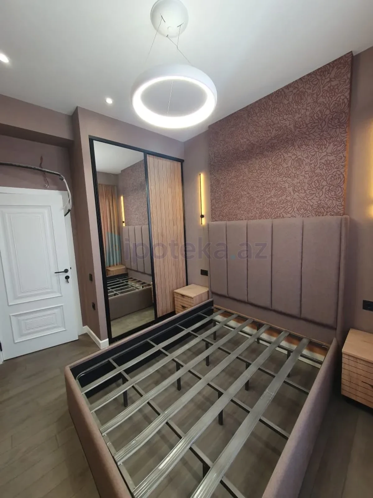 Satılır 2 otaqlı yeni tikili 63 m²