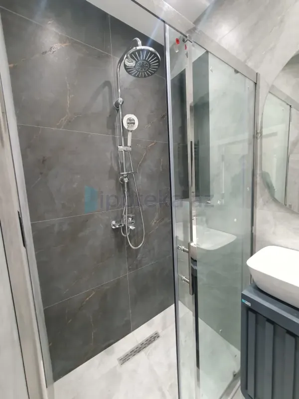 Satılır 2 otaqlı yeni tikili 63 m²