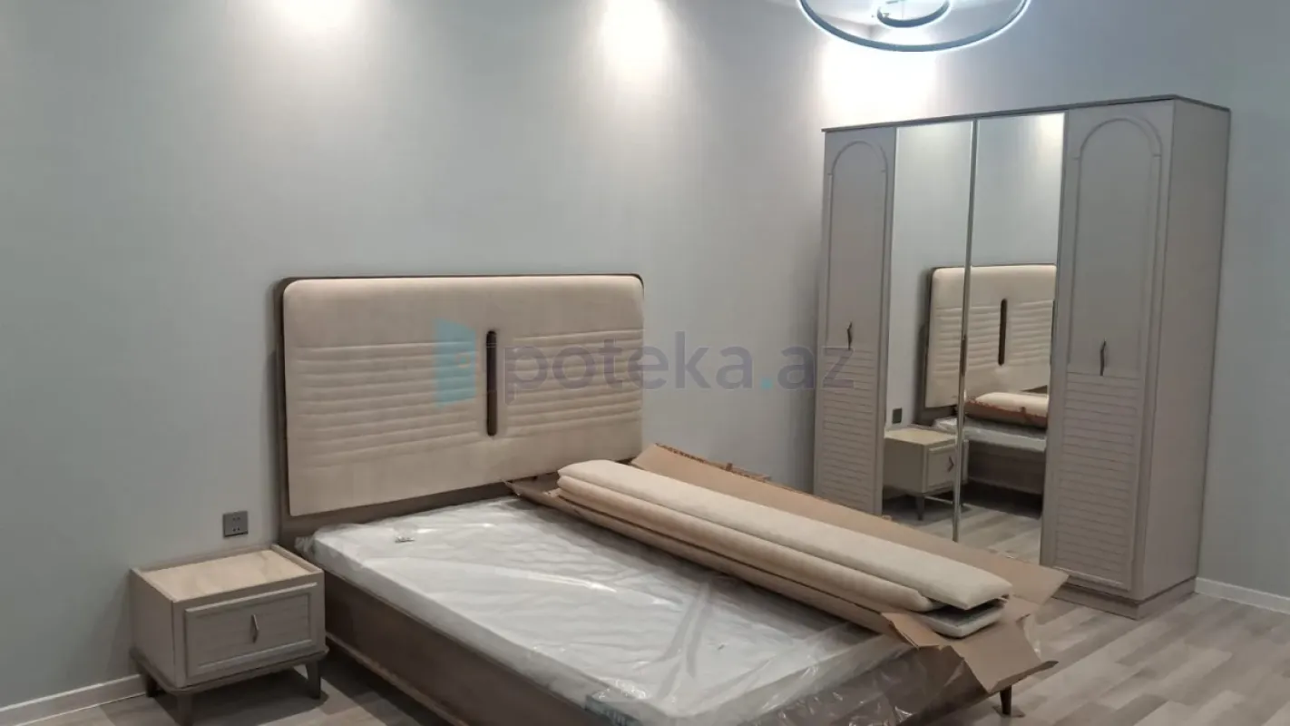 Satılır 5 otaqlı həyət evi 200 m²