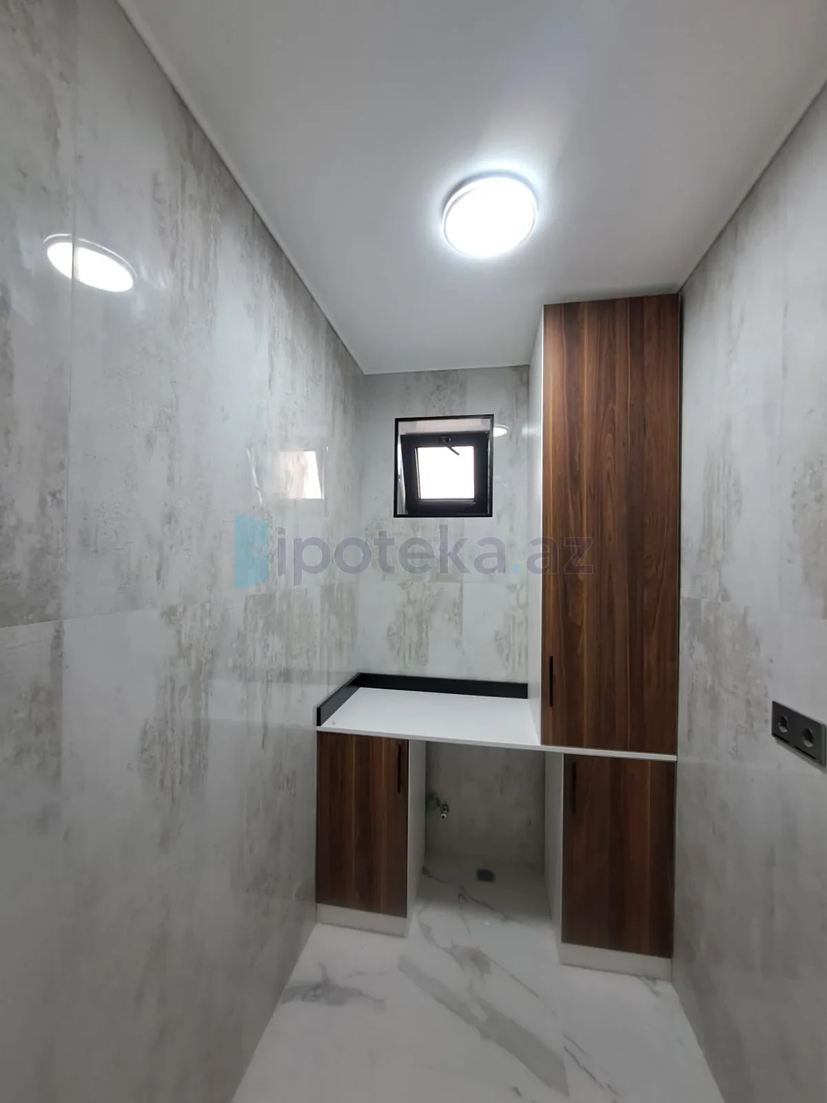 Satılır 5 otaqlı həyət evi 200 m²