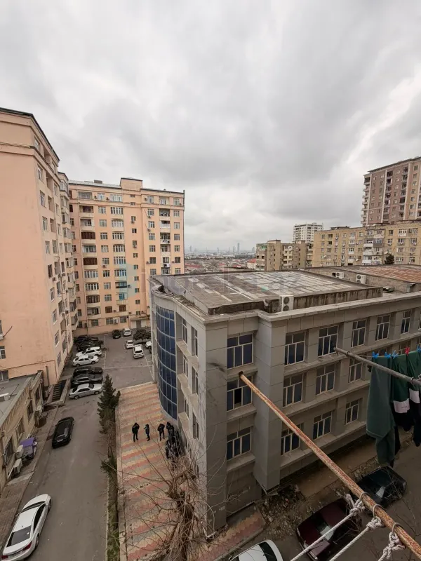 Satılır 2 otaqlı köhnə tikili 50 m²