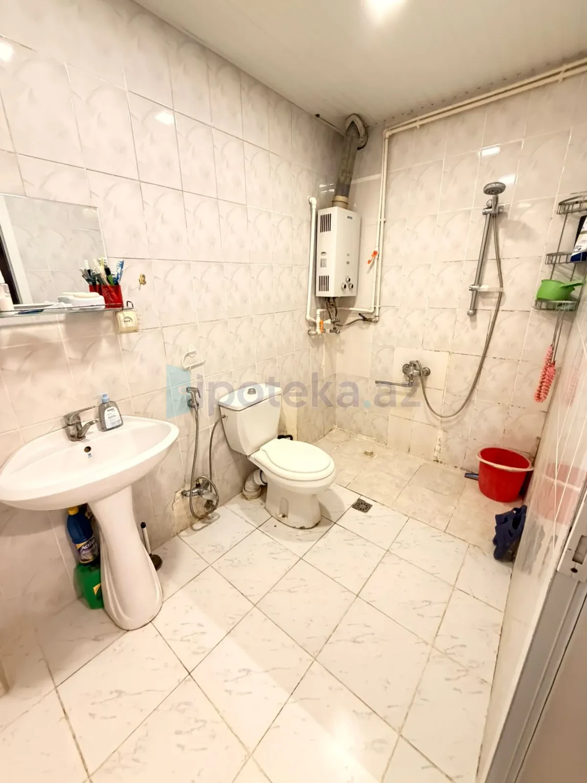 Satılır 2 otaqlı köhnə tikili 50 m²