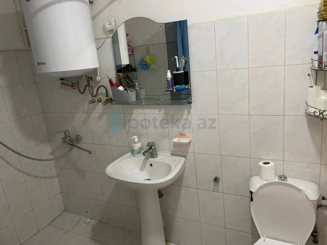 Satılır 2 otaqlı yeni tikili 70 m²
