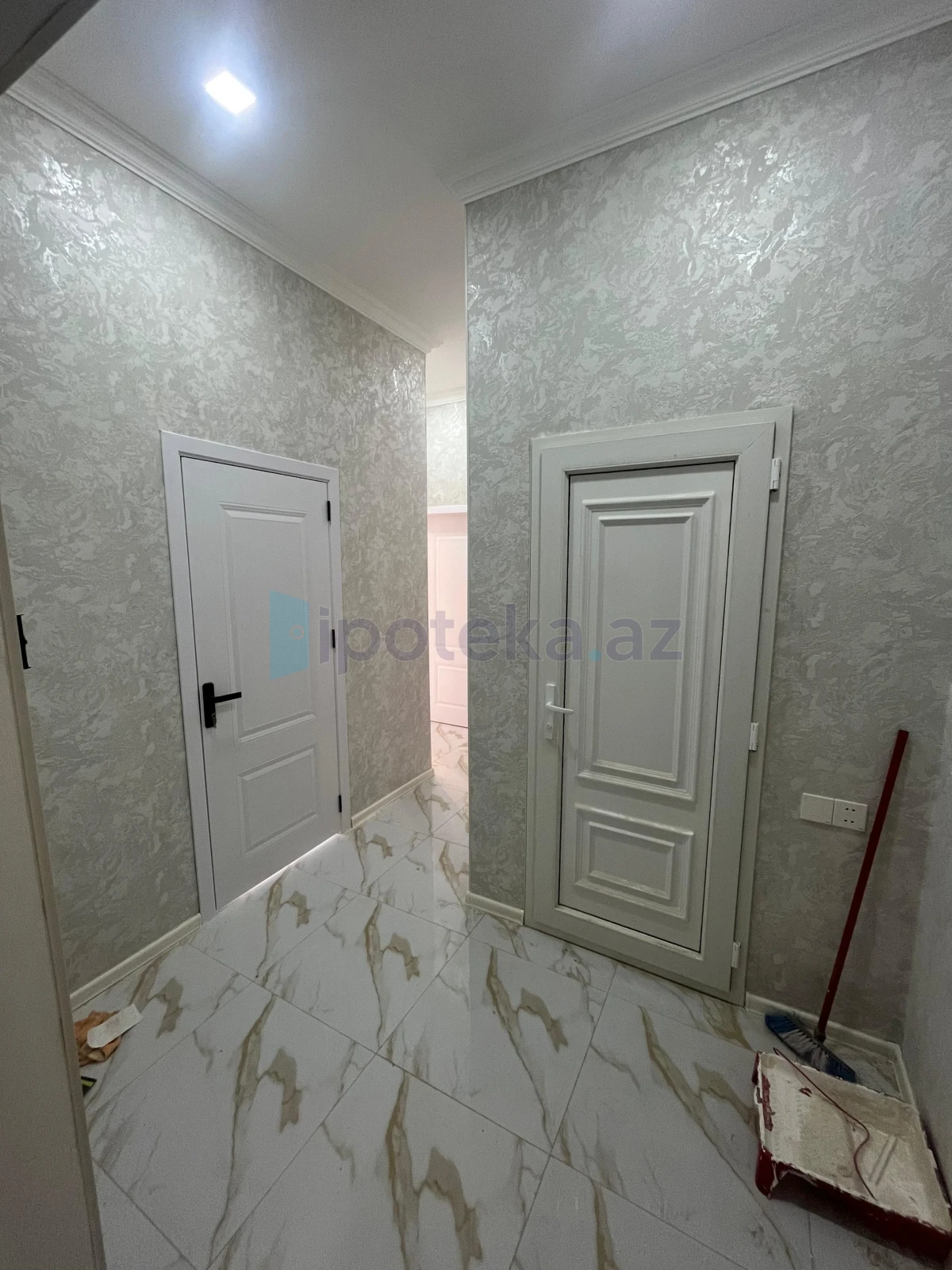 Satılır 2 otaqlı yeni tikili 56 m²