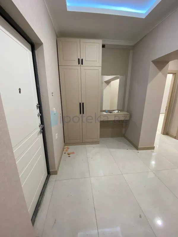 Satılır 2 otaqlı yeni tikili 65 m²