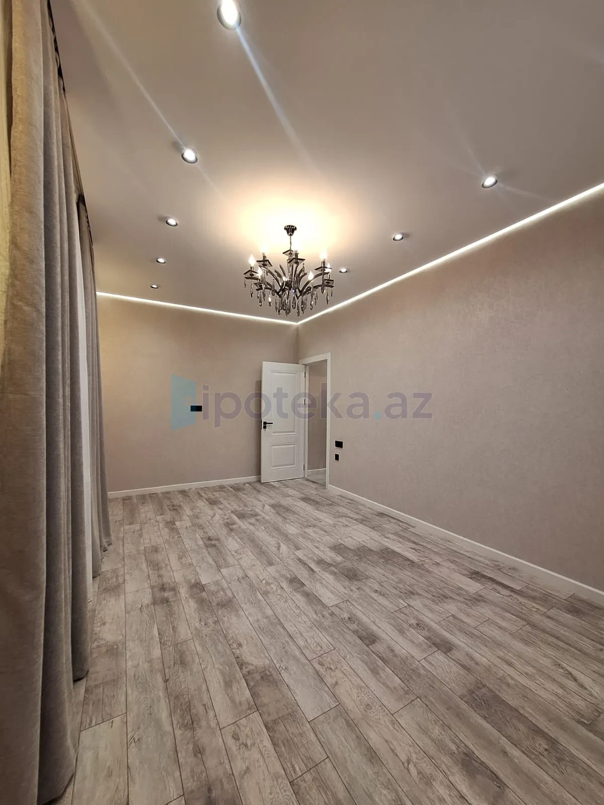 Satılır 3 otaqlı yeni tikili 114 m²