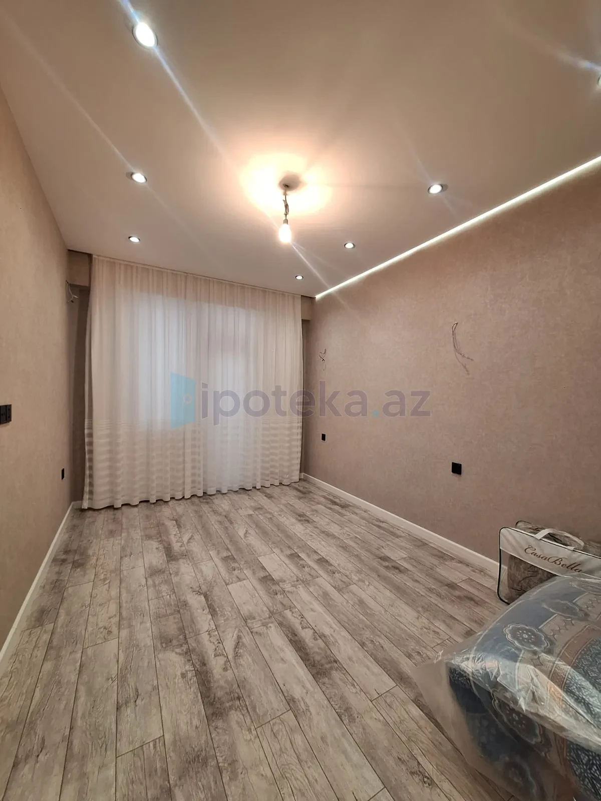 Satılır 3 otaqlı yeni tikili 114 m²