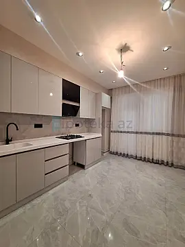 Satılır 3 otaqlı yeni tikili 114 m²
