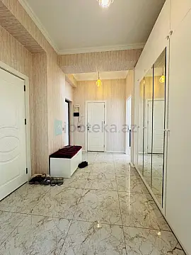 Satılır 3 otaqlı yeni tikili 94 m²