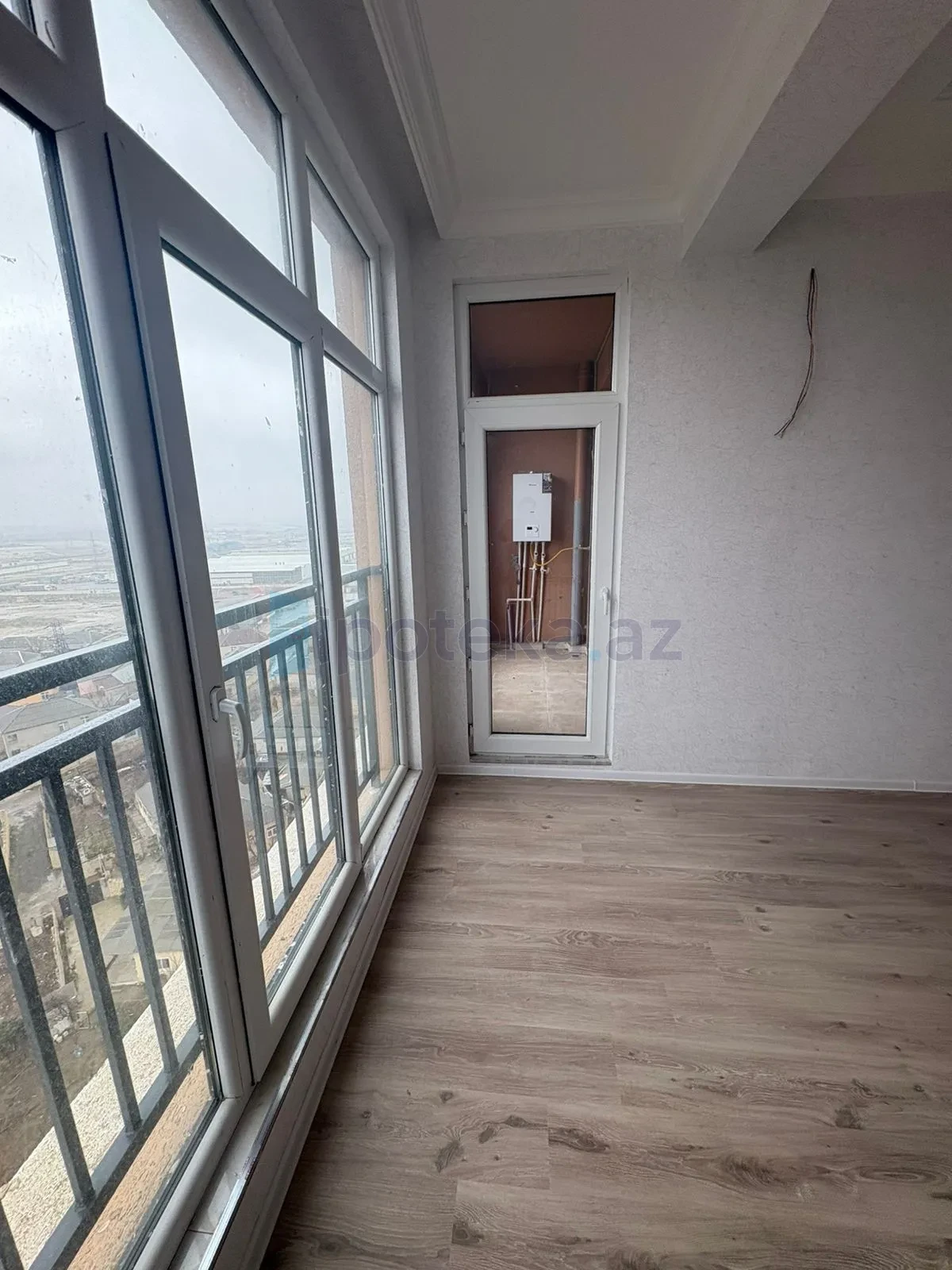 Satılır 2 otaqlı yeni tikili 74 m²