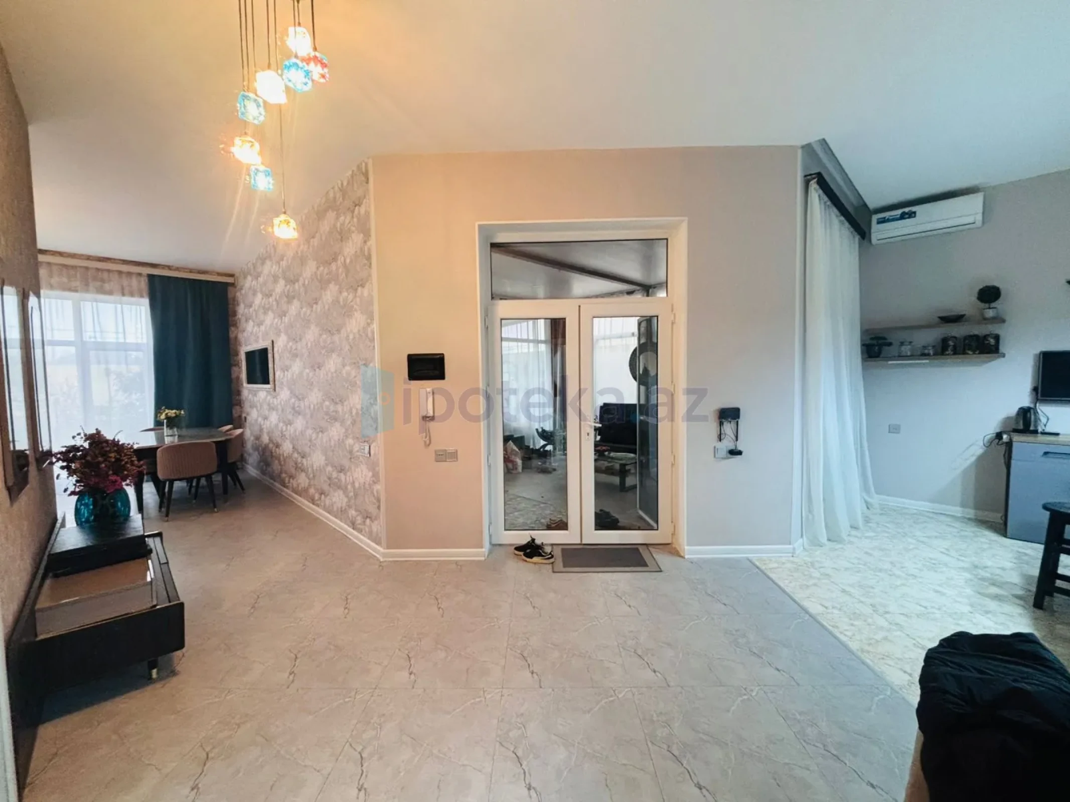 Satılır 3 otaqlı mənzil 120 m²