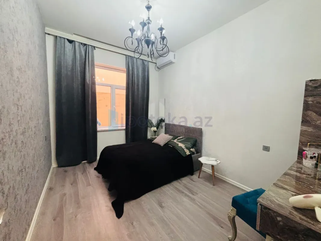 Satılır 3 otaqlı mənzil 120 m²