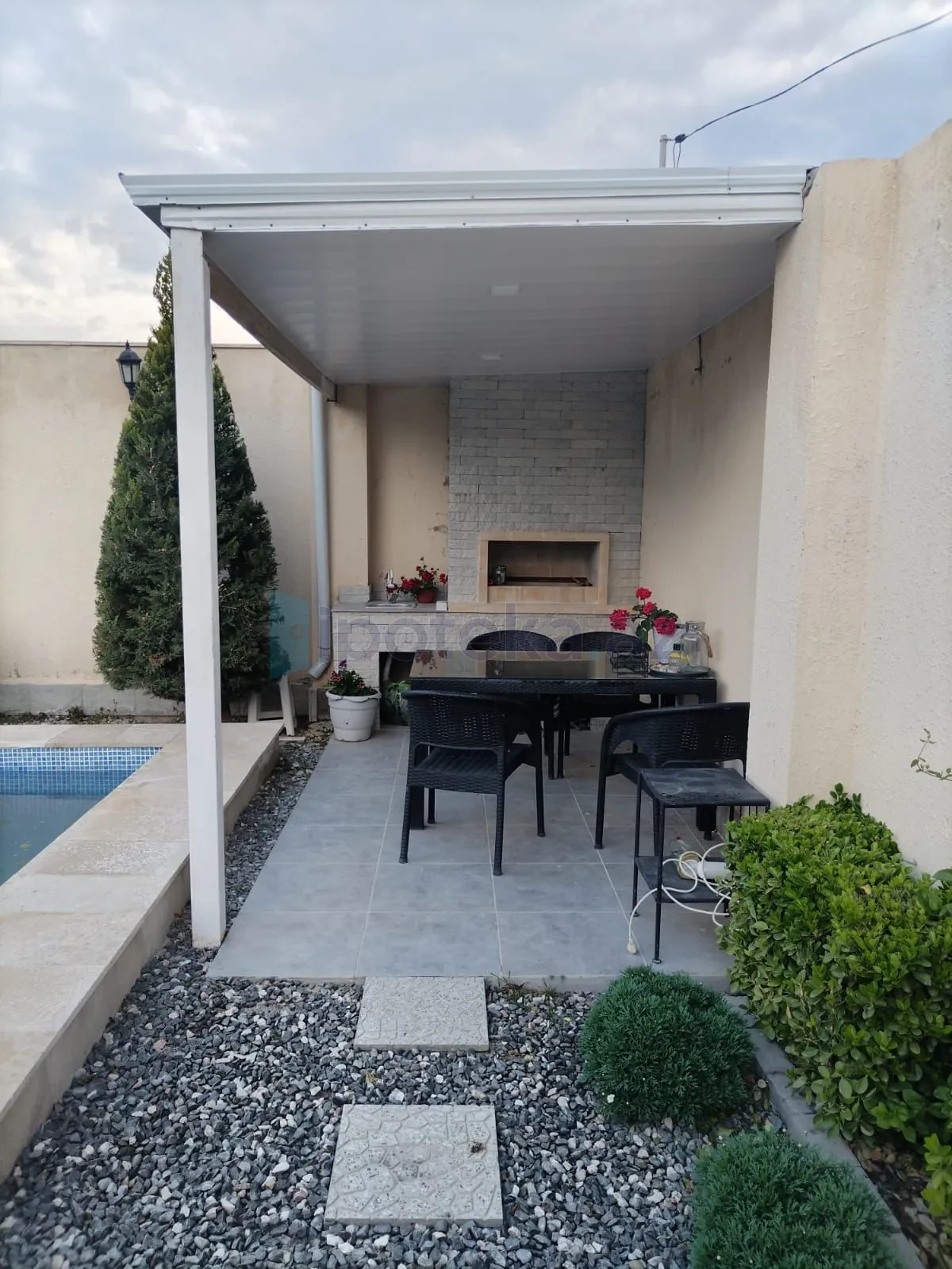 Satılır 3 otaqlı mənzil 120 m²