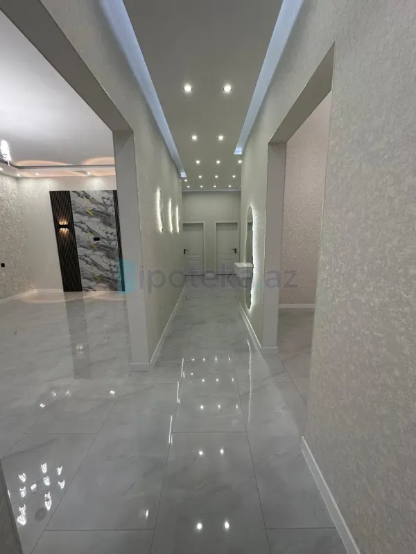 Satılır 4 otaqlı həyət evi 160 m²