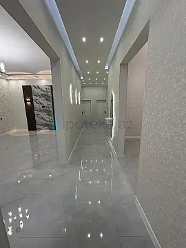 Satılır 4 otaqlı həyət evi 160 m²