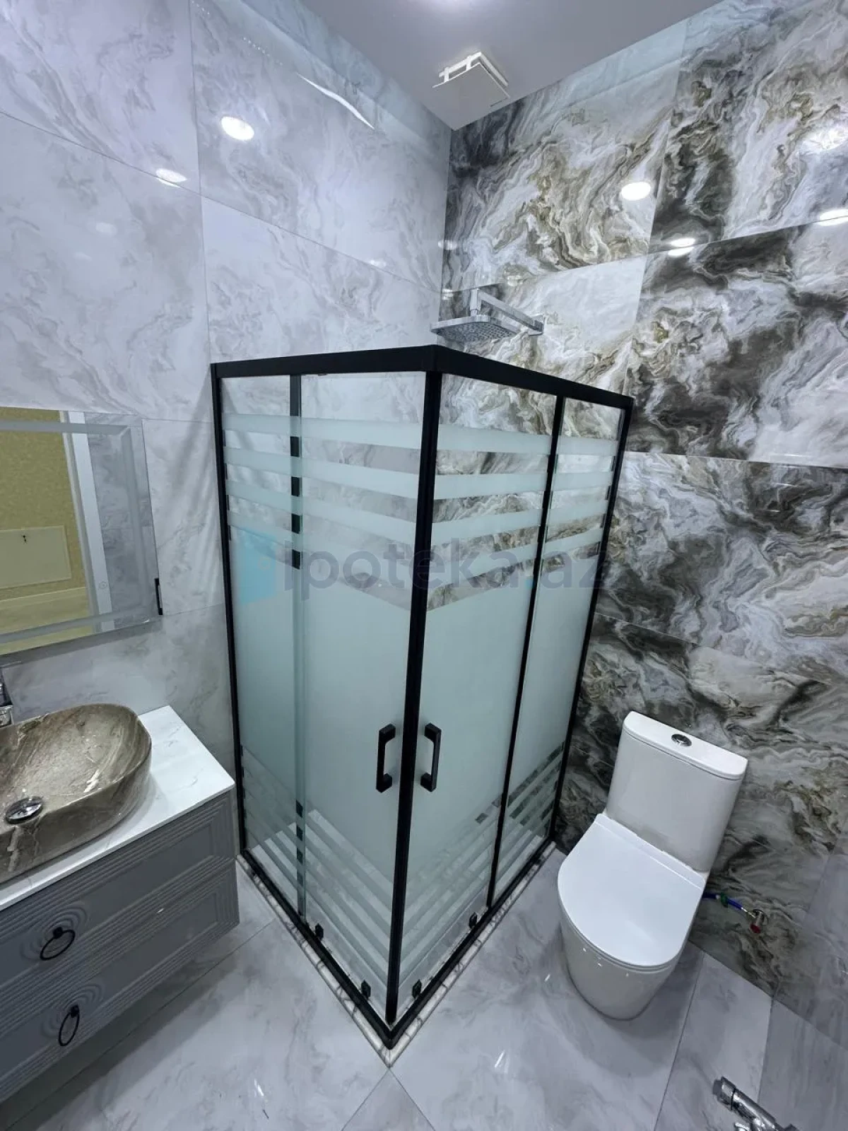 Satılır 4 otaqlı həyət evi 160 m²