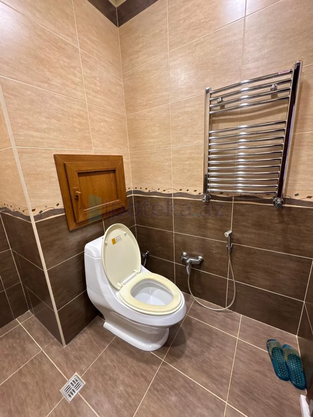 Satılır 3 otaqlı köhnə tikili 80 m²