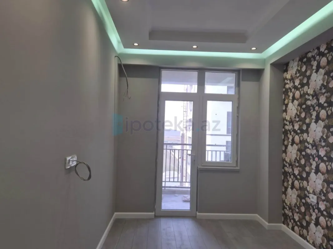 Satılır 2 otaqlı yeni tikili 55 m²