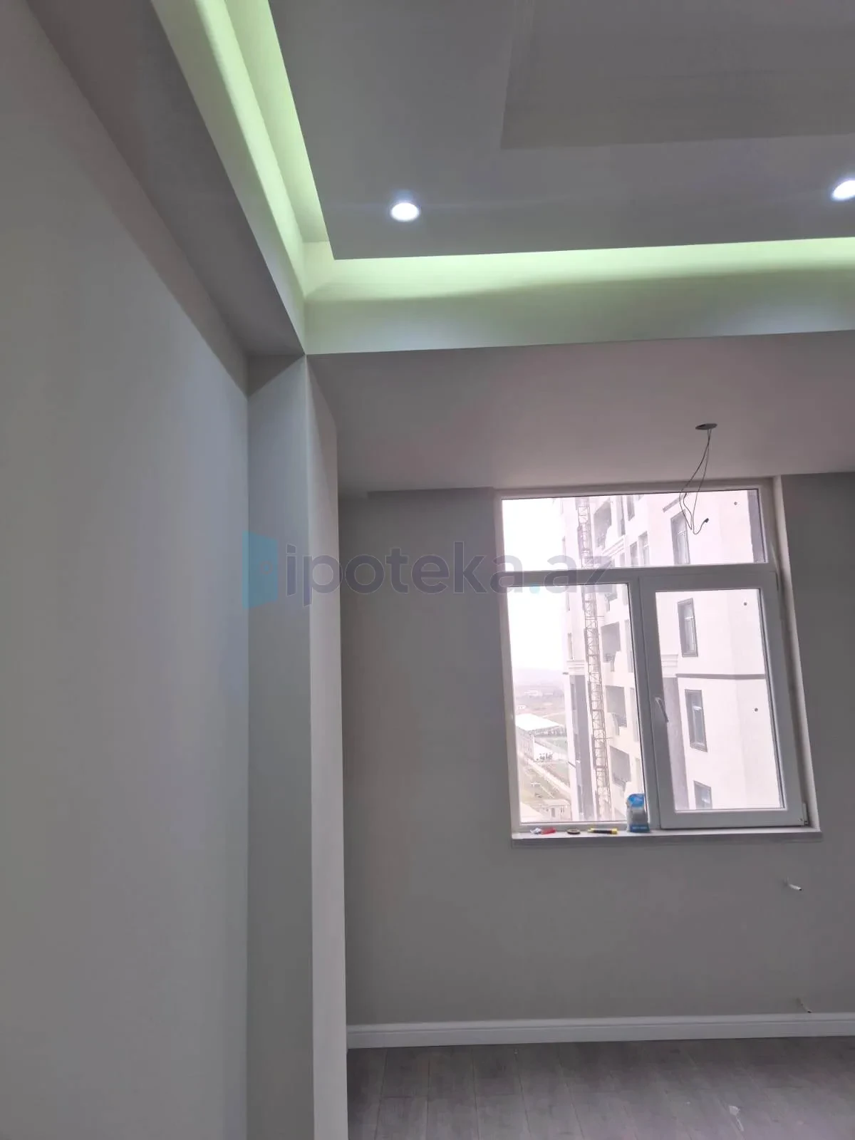 Satılır 2 otaqlı yeni tikili 55 m²