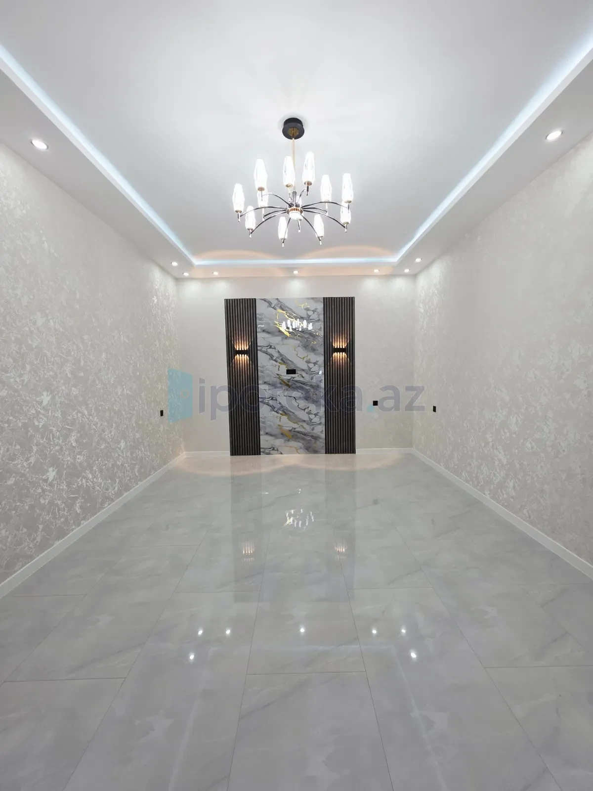 Satılır 4 otaqlı mənzil 160 m²