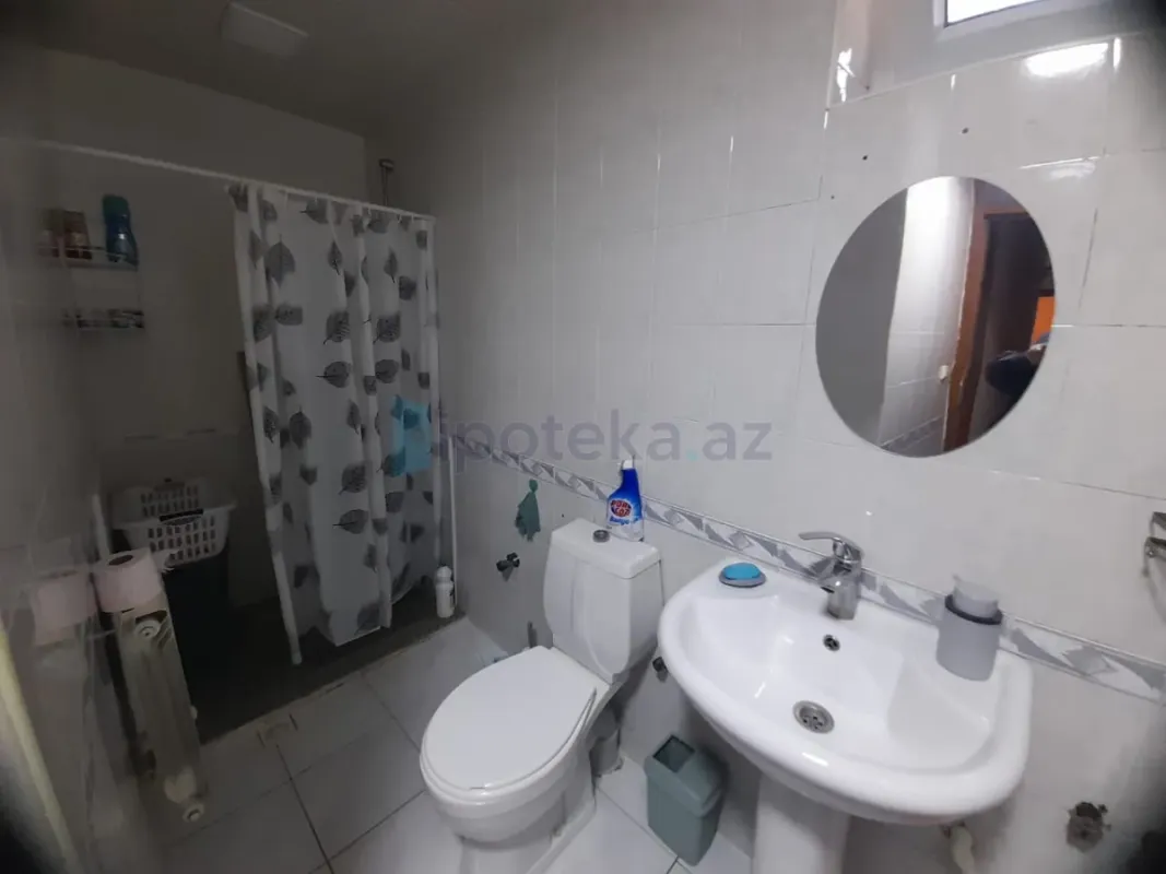 Satılır 4 otaqlı həyət evi 140 m²