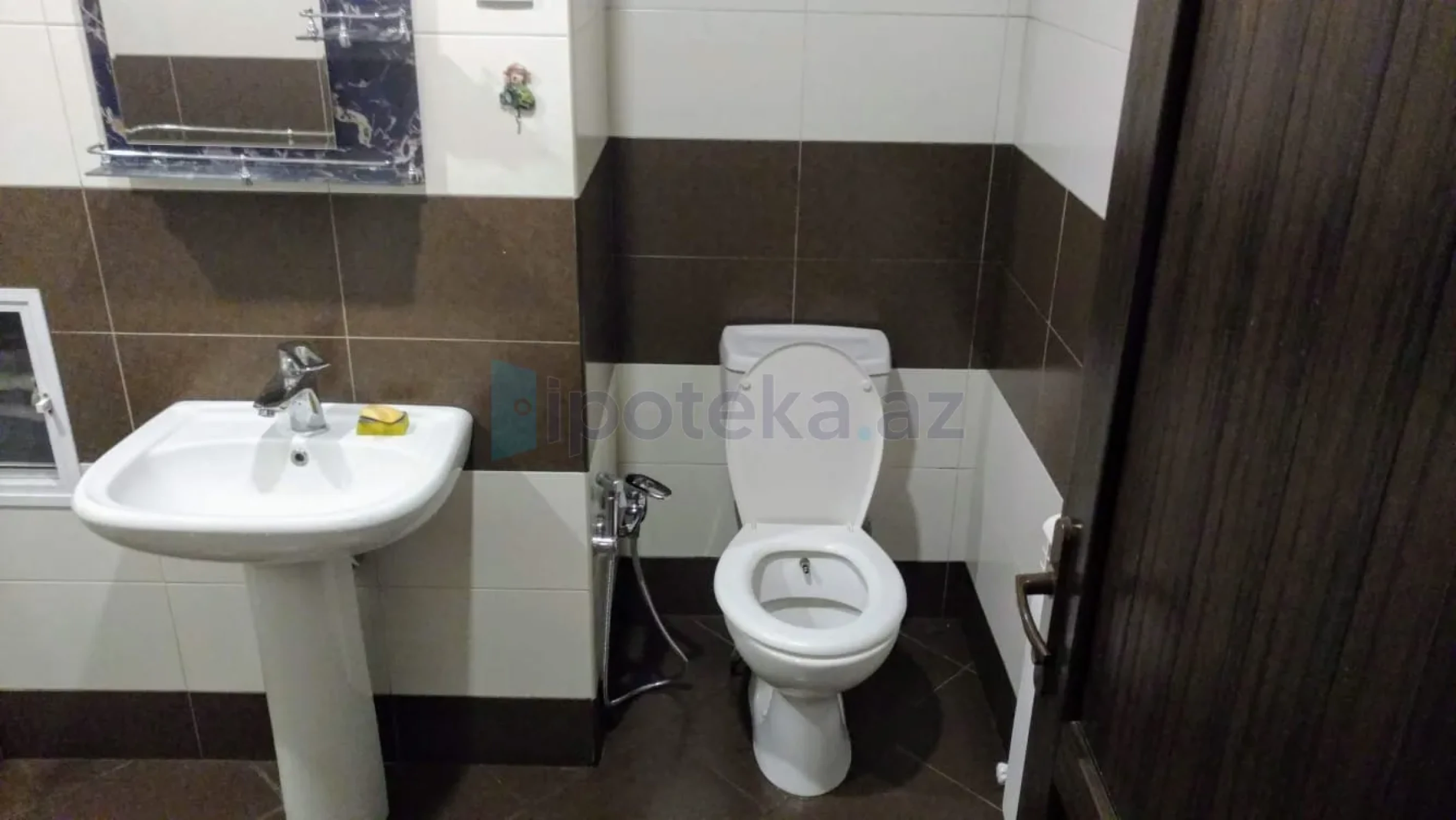 Satılır 2 otaqlı yeni tikili 70 m²