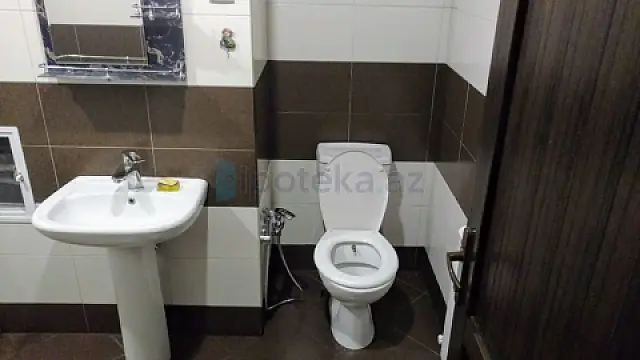 Satılır 2 otaqlı yeni tikili 70 m²