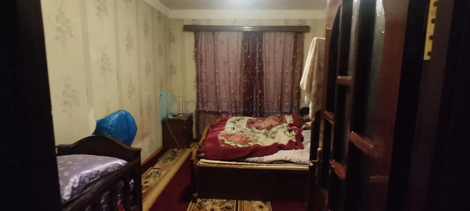 Satılır 5 otaqlı köhnə tikili 100 m²