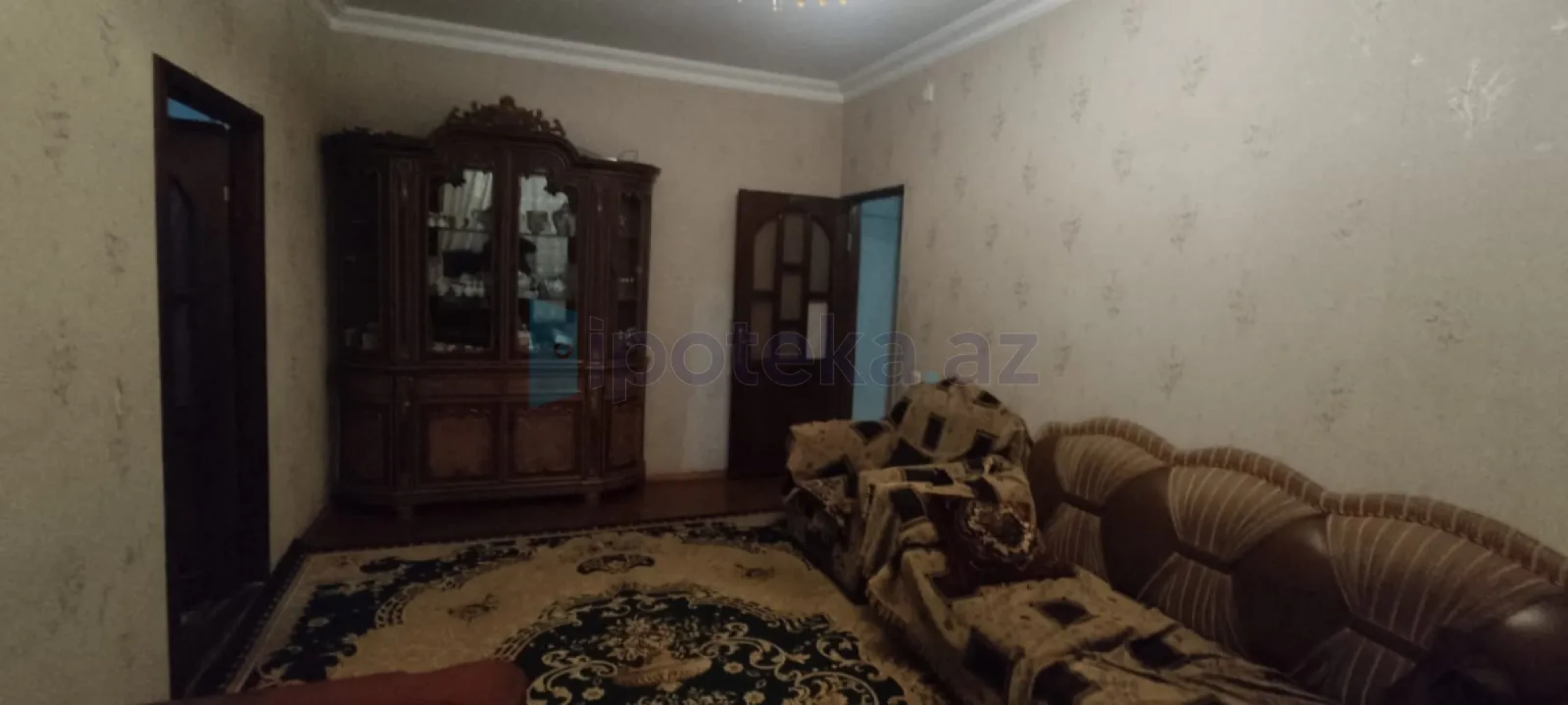 Satılır 5 otaqlı köhnə tikili 100 m²