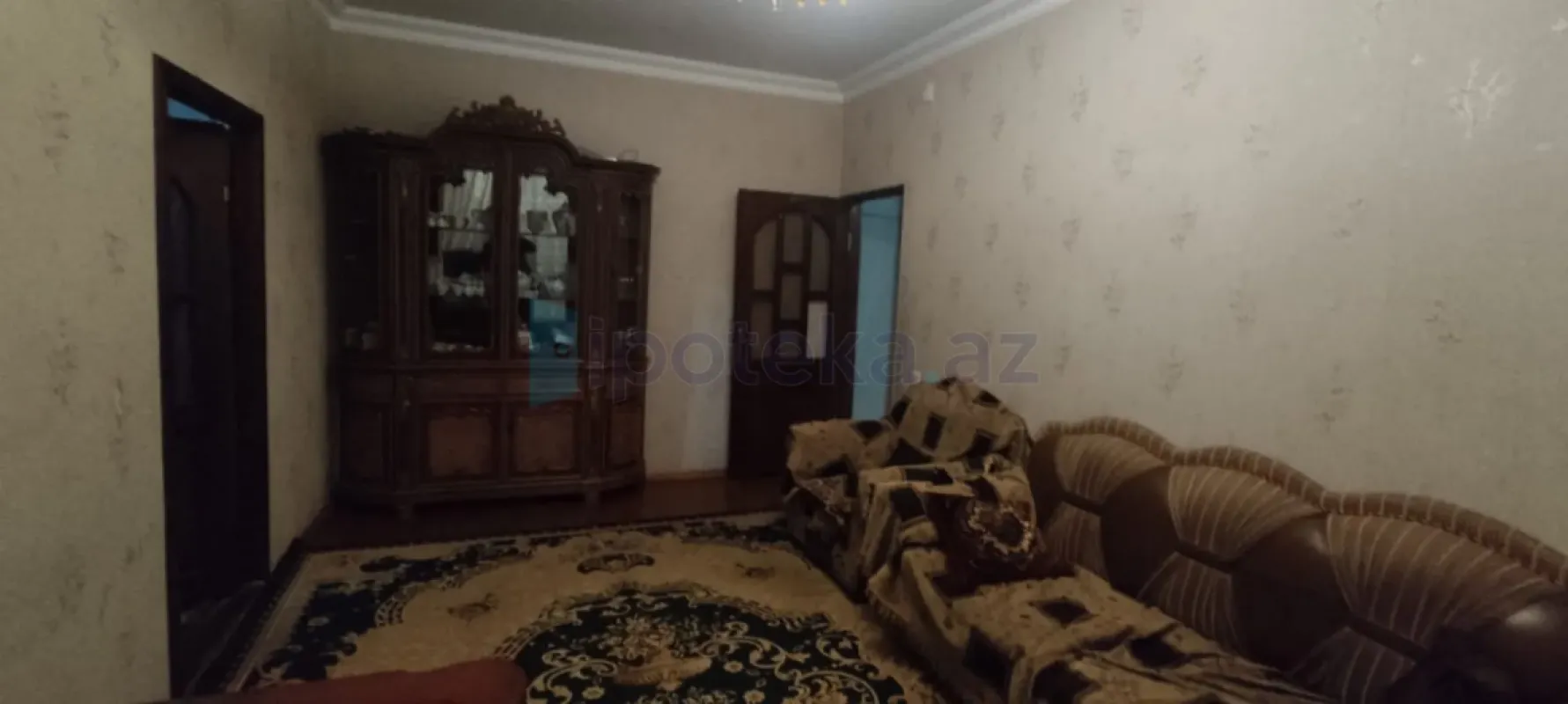 Satılır 5 otaqlı köhnə tikili 100 m²