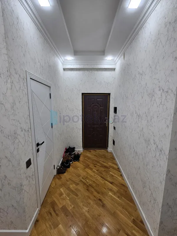 Satılır 2 otaqlı yeni tikili 67 m²