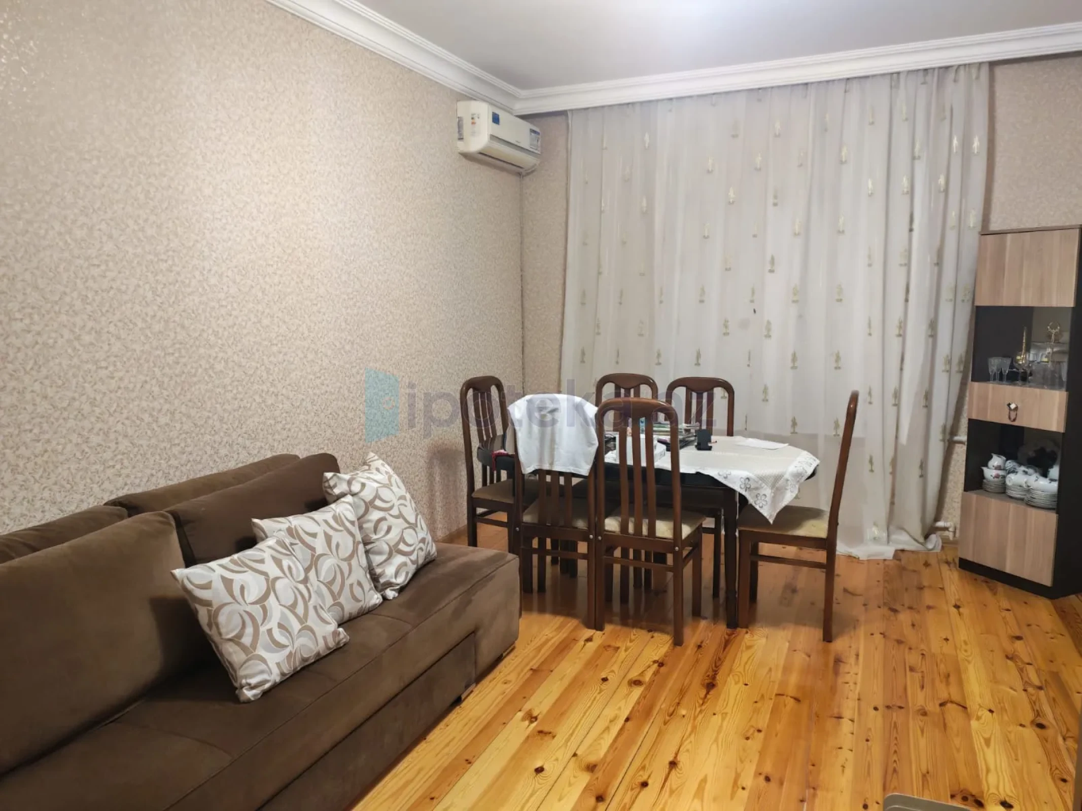 Satılır 1 otaqlı köhnə tikili 30 m²