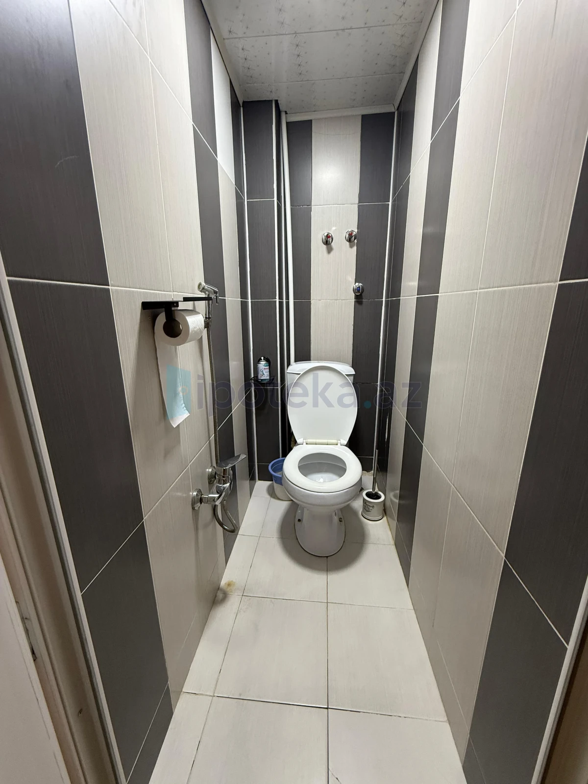 Satılır 2 otaqlı köhnə tikili 50 m²