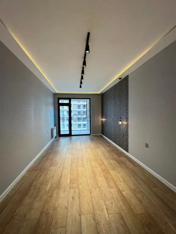 Satılır 3 otaqlı yeni tikili 100 m²