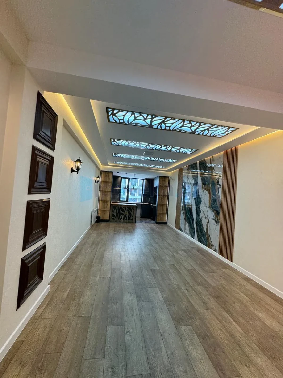 Satılır 3 otaqlı yeni tikili 100 m²