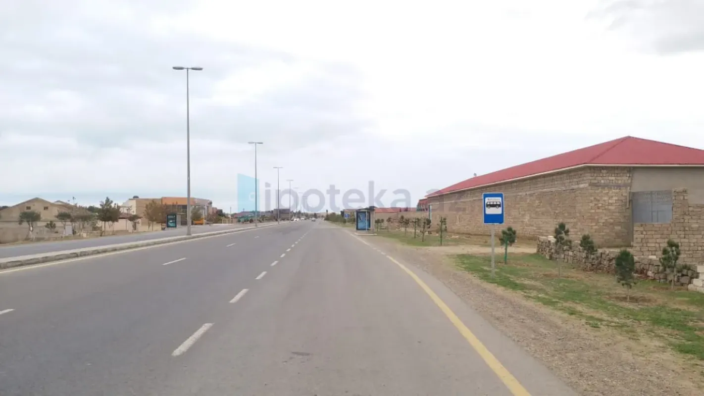 Satılır 7 otaqlı həyət evi 400 m²