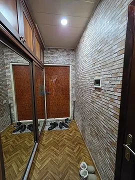 Satılır 1 otaqlı köhnə tikili 40 m²