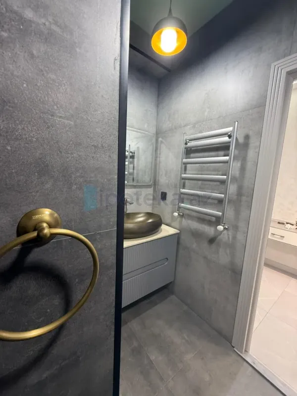 Satılır 2 otaqlı yeni tikili 53 m²