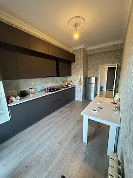 Satılır 2 otaqlı yeni tikili 93 m²