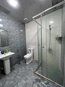 Satılır 2 otaqlı yeni tikili 93 m²