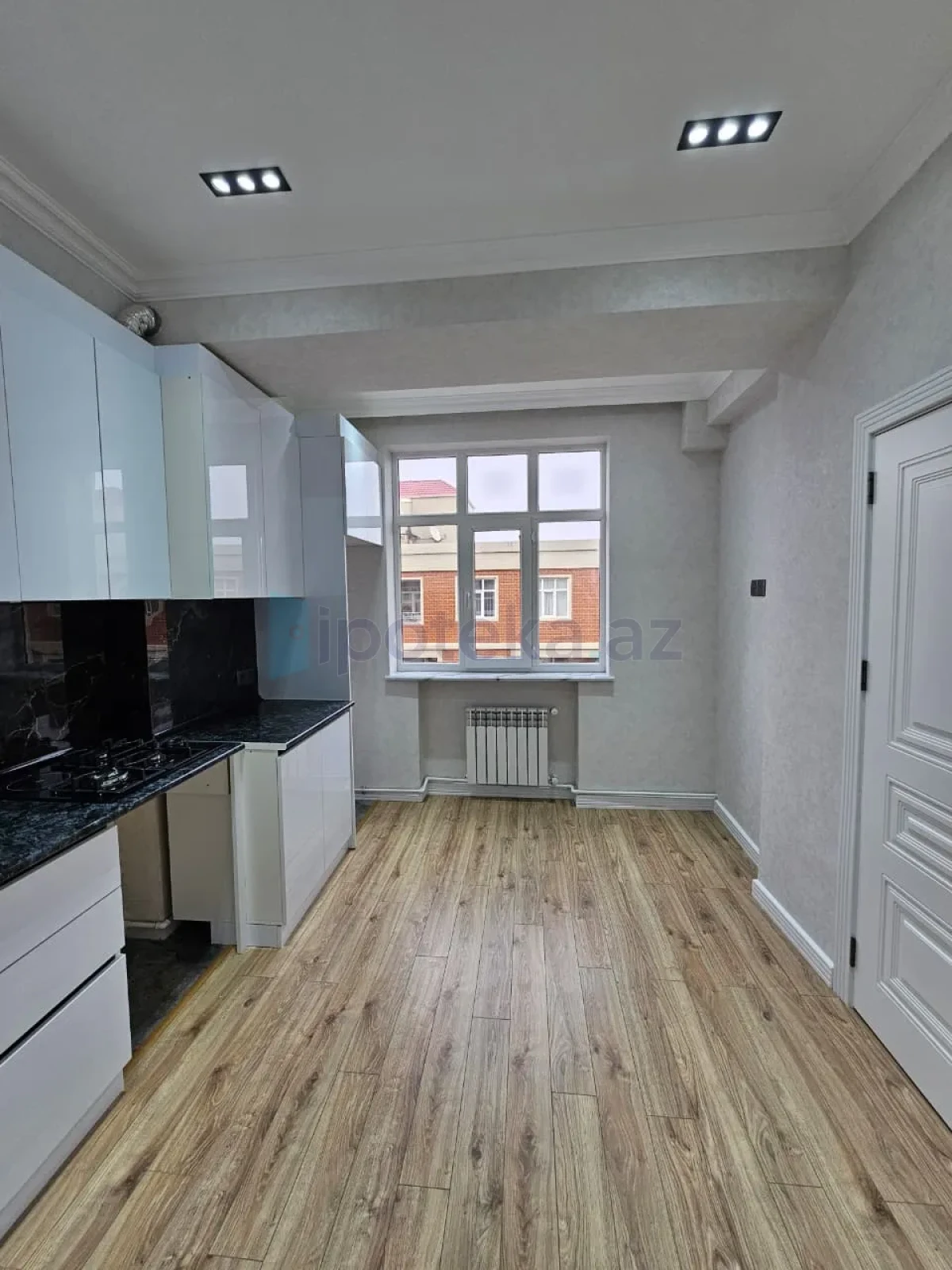 Satılır 3 otaqlı yeni tikili 82 m²